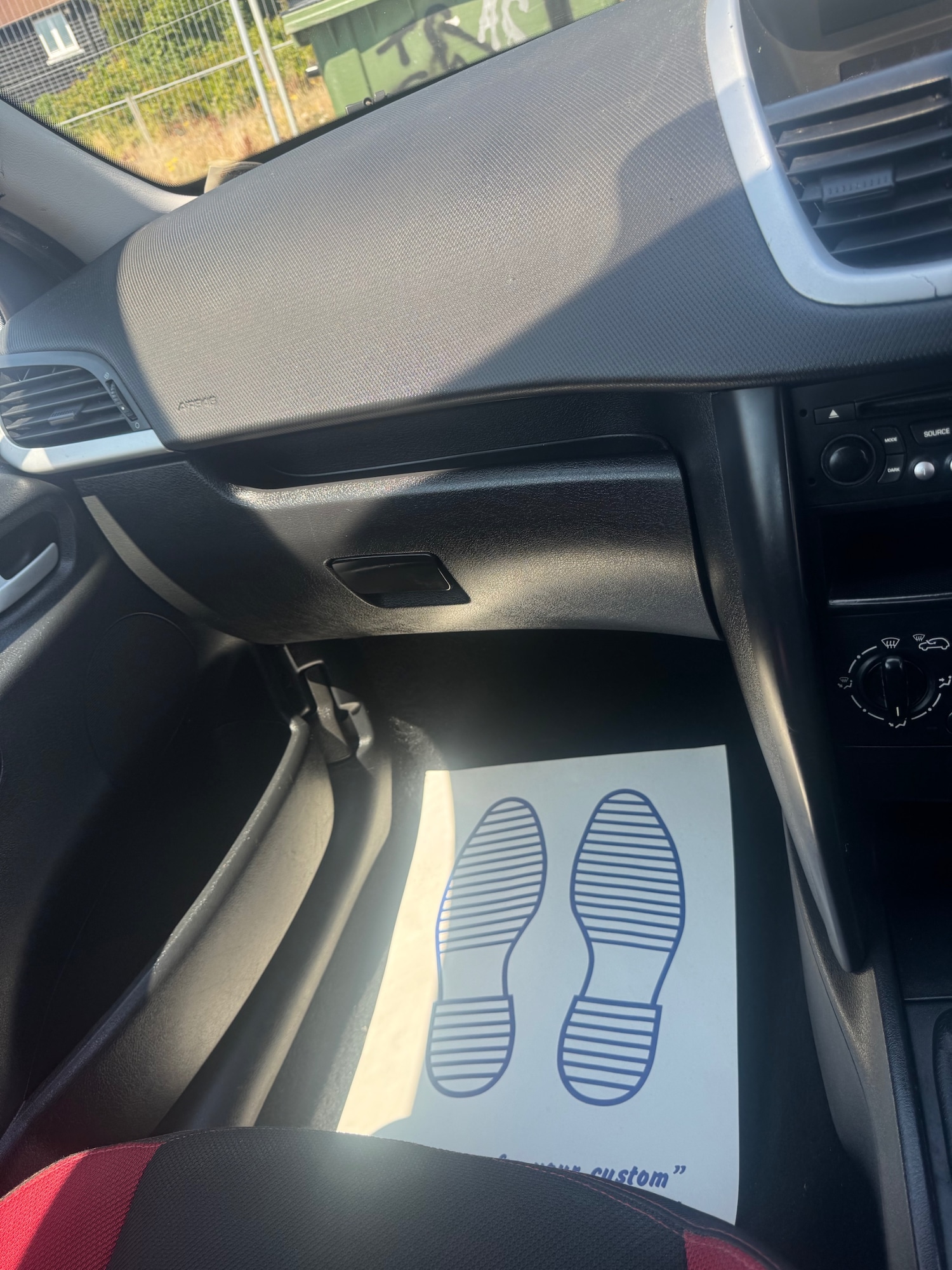 Used Peugeot 207 2009 for sale - 75203759: Photo 7