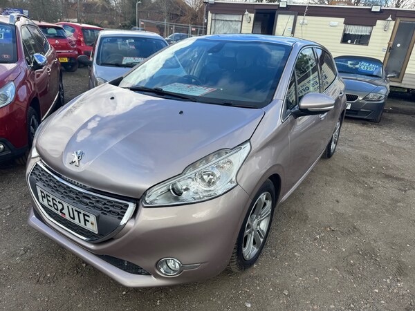 Used Peugeot 208 2012 for sale - 74023857: Photo 3