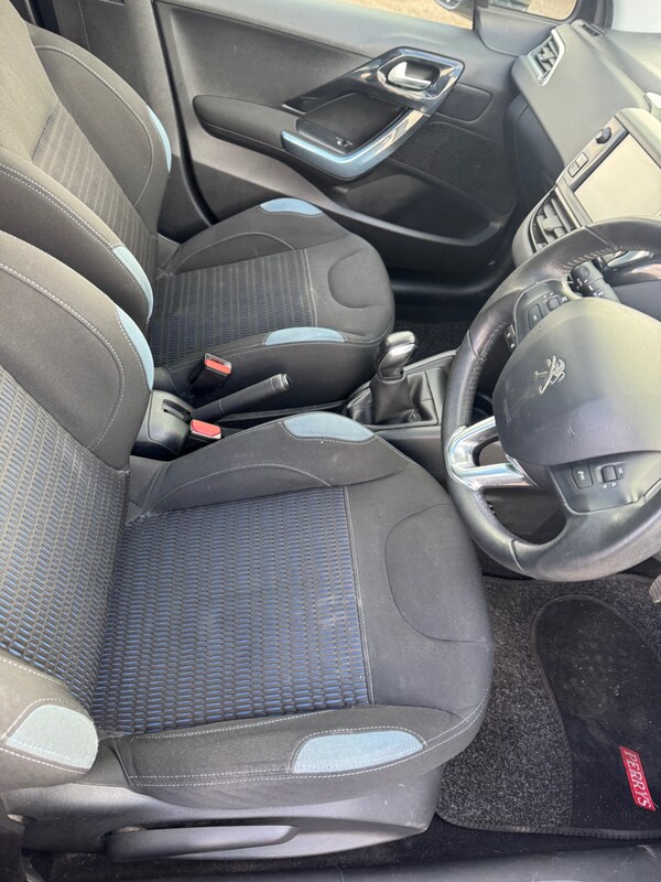 Used Peugeot 208 2012 for sale - 74023857: Photo 7