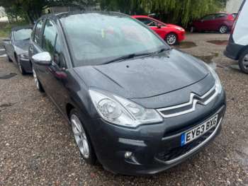 2013 (63) - 1.2 VTi Selection 5dr
