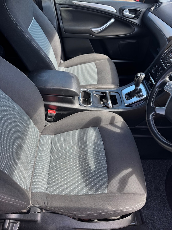 Used Ford Galaxy 2015 for sale - 74413168: Photo 8