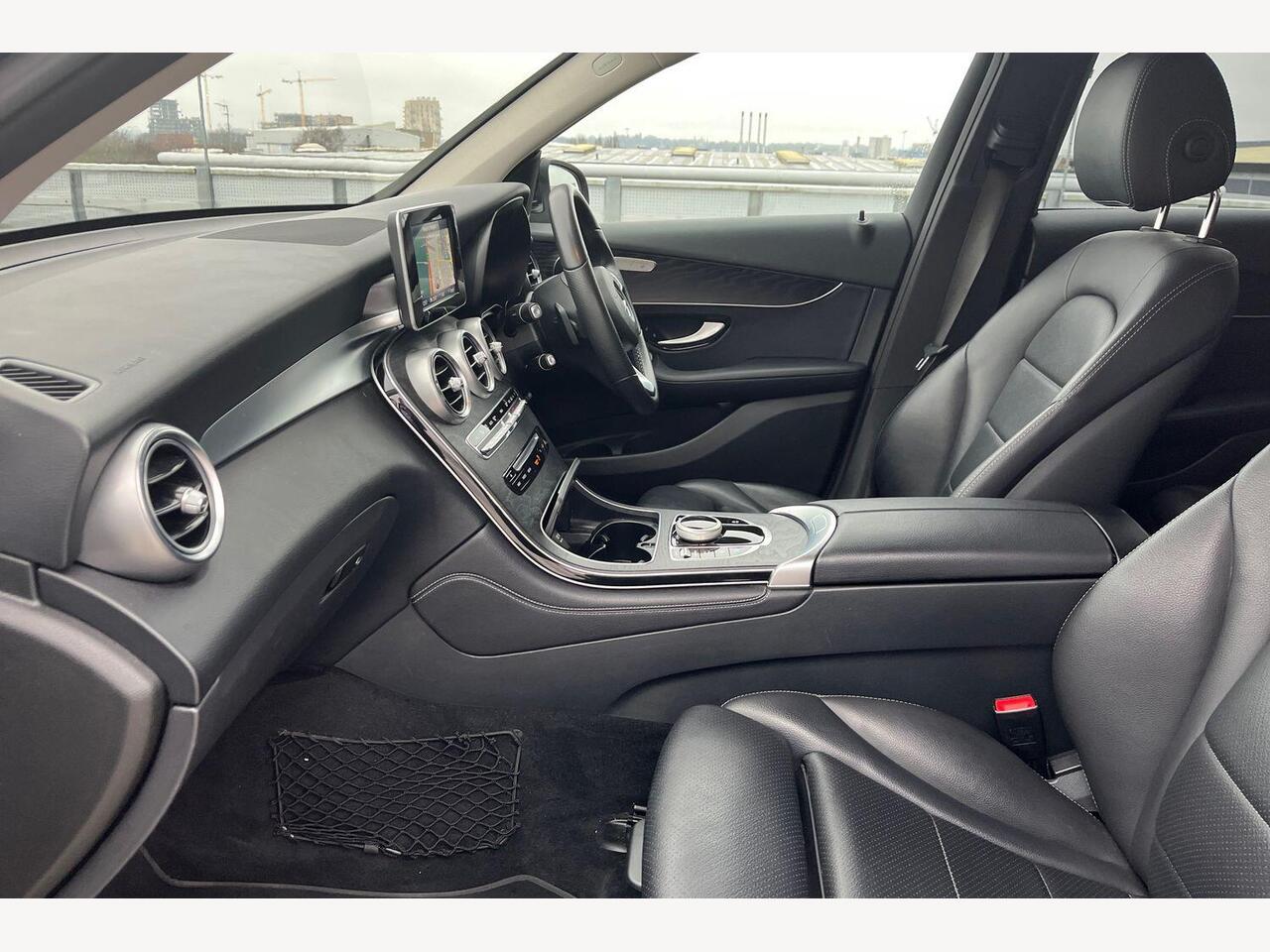 Used Mercedes-Benz GLC 2018 for sale - 77293062: Photo 24