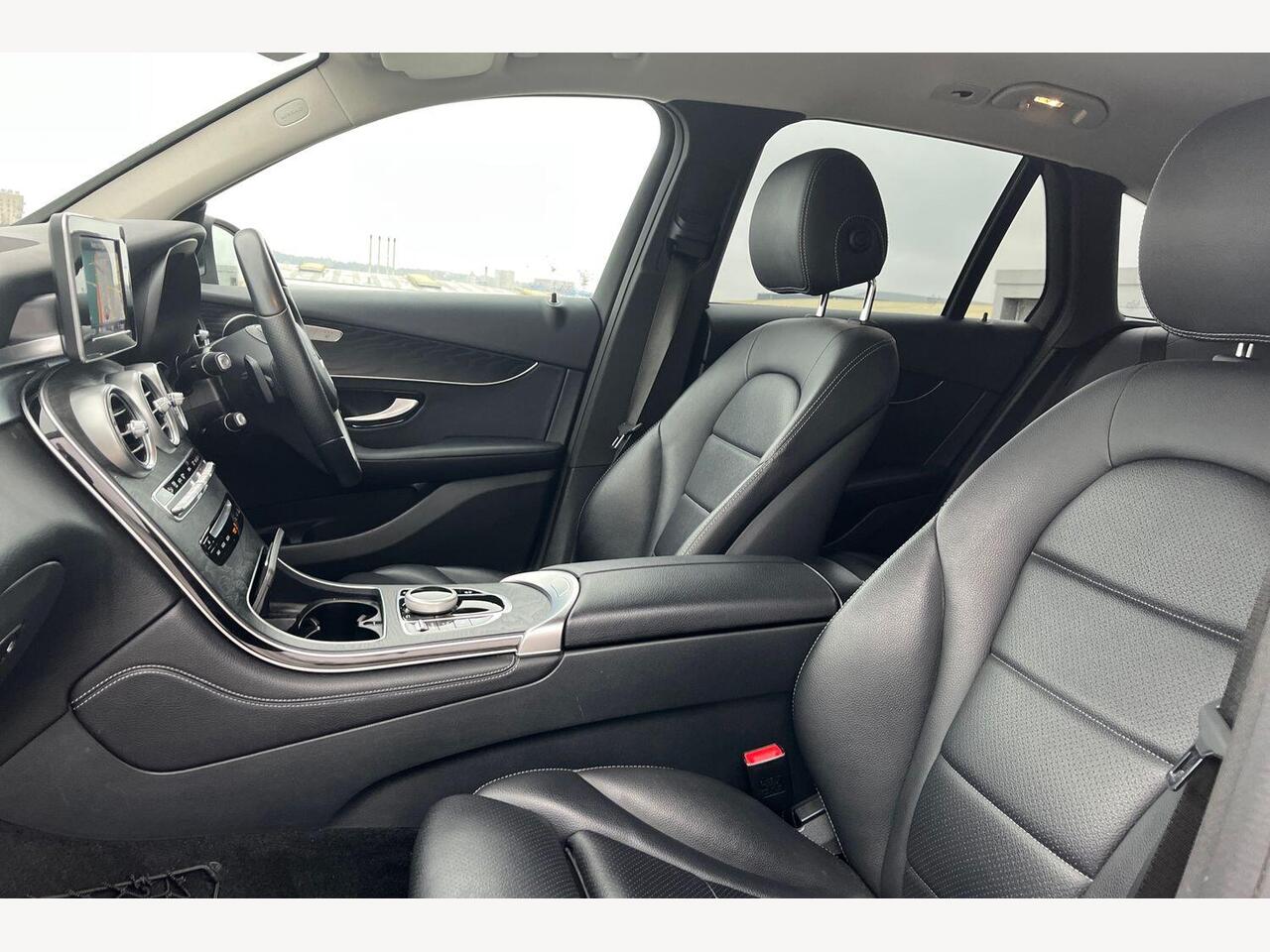 Used Mercedes-Benz GLC 2018 for sale - 77293062: Photo 25