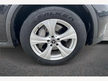 Used Mercedes-Benz GLC 2018 for sale - 77293062: Photo