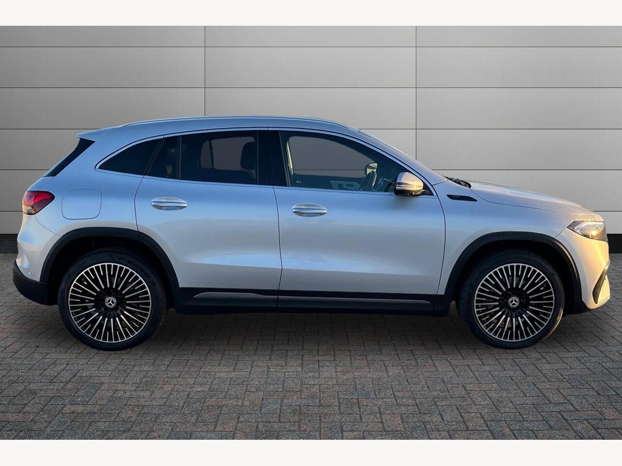 Used Mercedes-Benz EQA 2021 for sale - 76803678: Photo 4