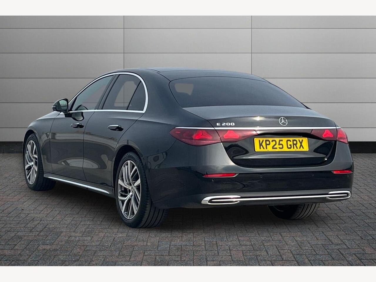 Used Mercedes-Benz E Class 2025 for sale - 78084763: Photo 2