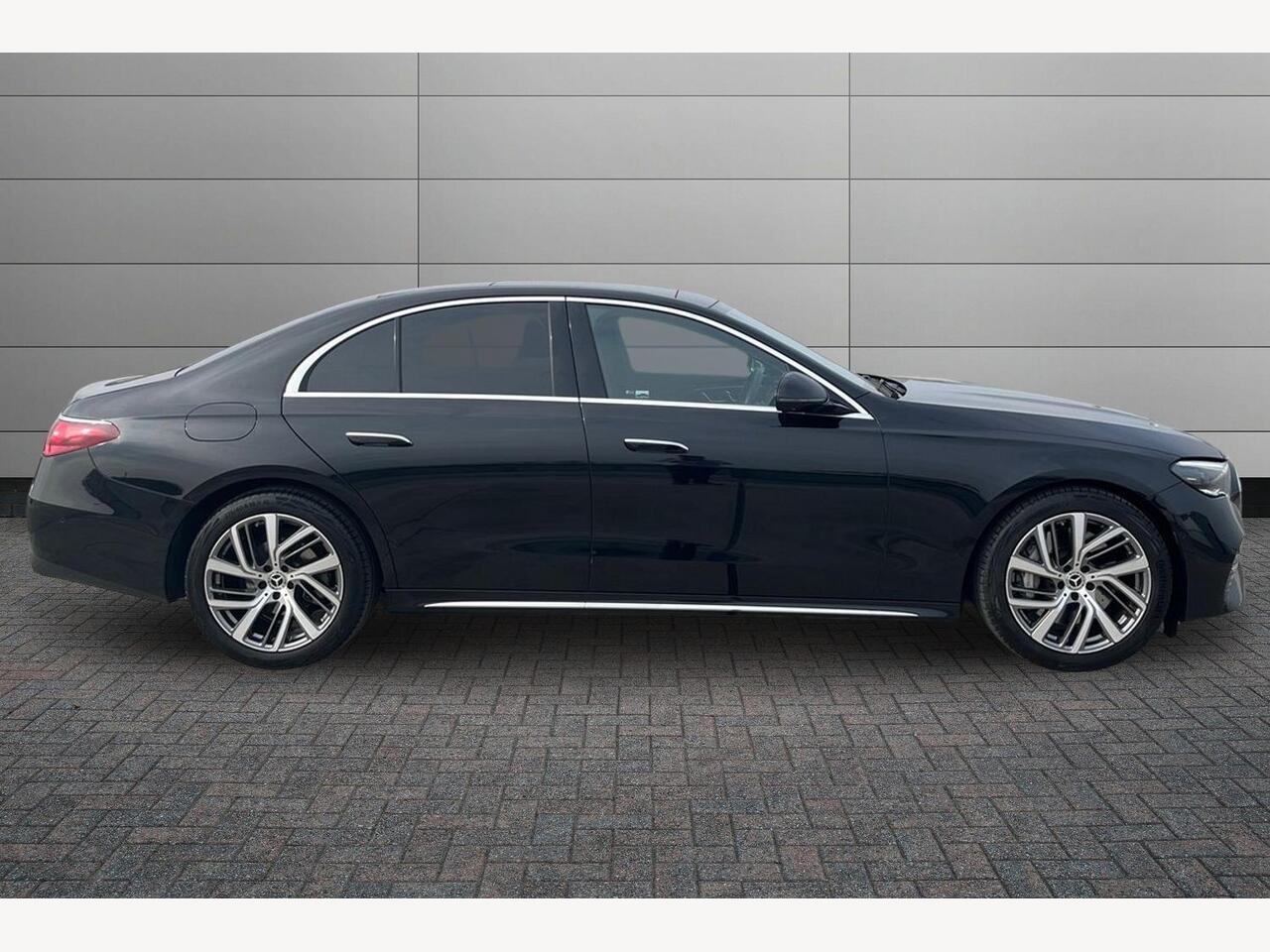 Used Mercedes-Benz E Class 2025 for sale - 78084763: Photo 3