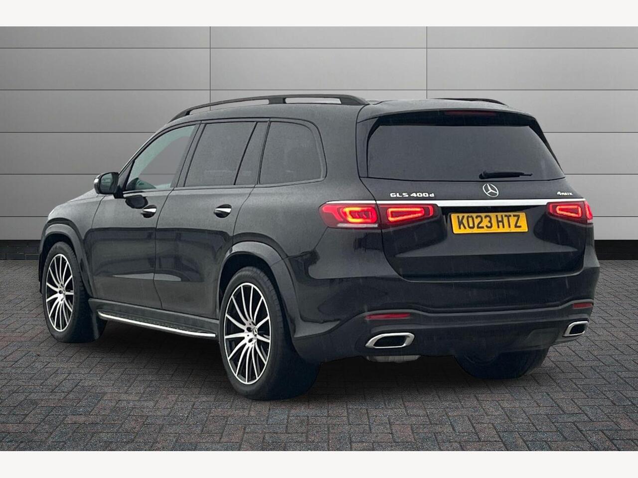 Used Mercedes-Benz GLS 2023 for sale - 77634536: Photo 2