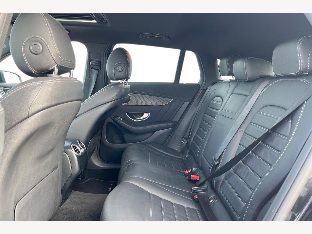 Used Mercedes-Benz EQC 2022 for sale - 77910938: Photo 10