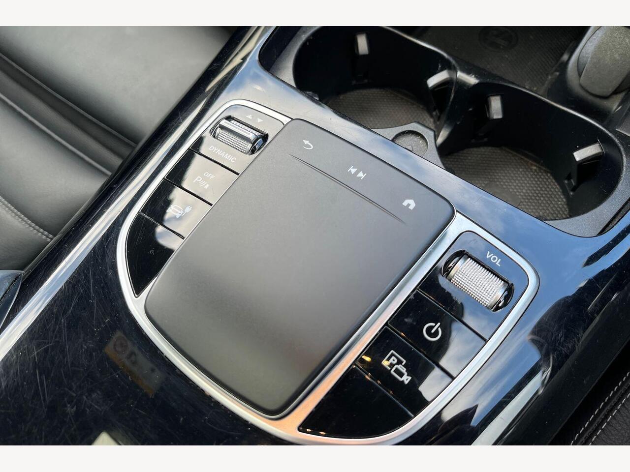 Used Mercedes-Benz EQC 2022 for sale - 77910938: Photo 8