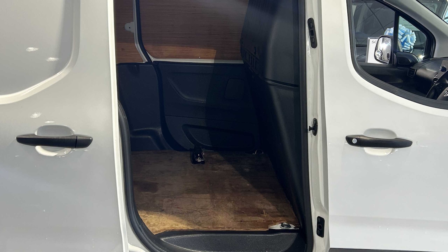 Used Vauxhall Combo 2021 for sale - 75581044: Photo 32