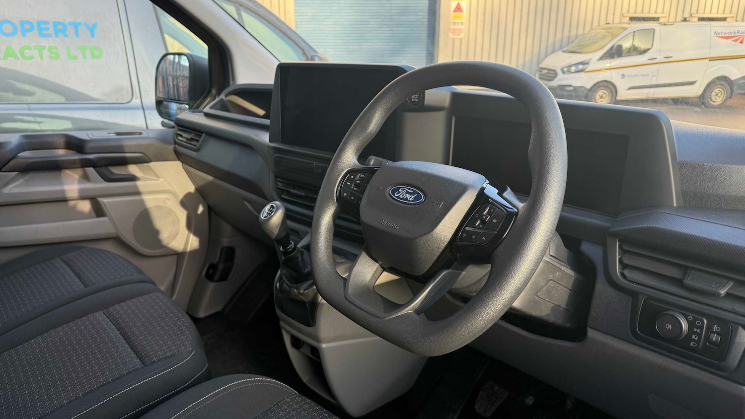 Used Ford Transit Custom 2024 for sale - 76827612: Photo 3