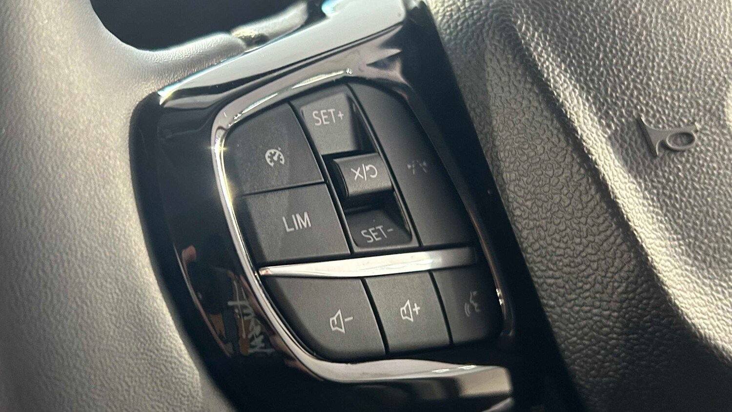 Used Ford E-Transit Custom for sale - 77649061: Photo 24