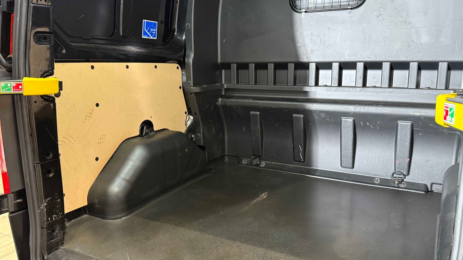 Used Ford Transit Custom 2021 for sale - 76087850: Photo 18