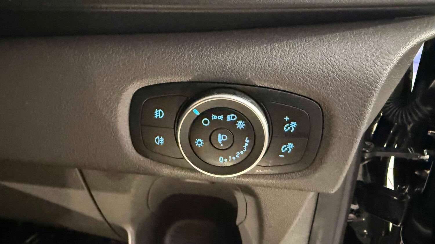 Used Ford Transit Custom 2021 for sale - 76087850: Photo 27