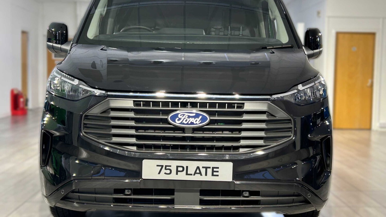 Used Ford Transit Custom for sale - 77960620: Photo 3