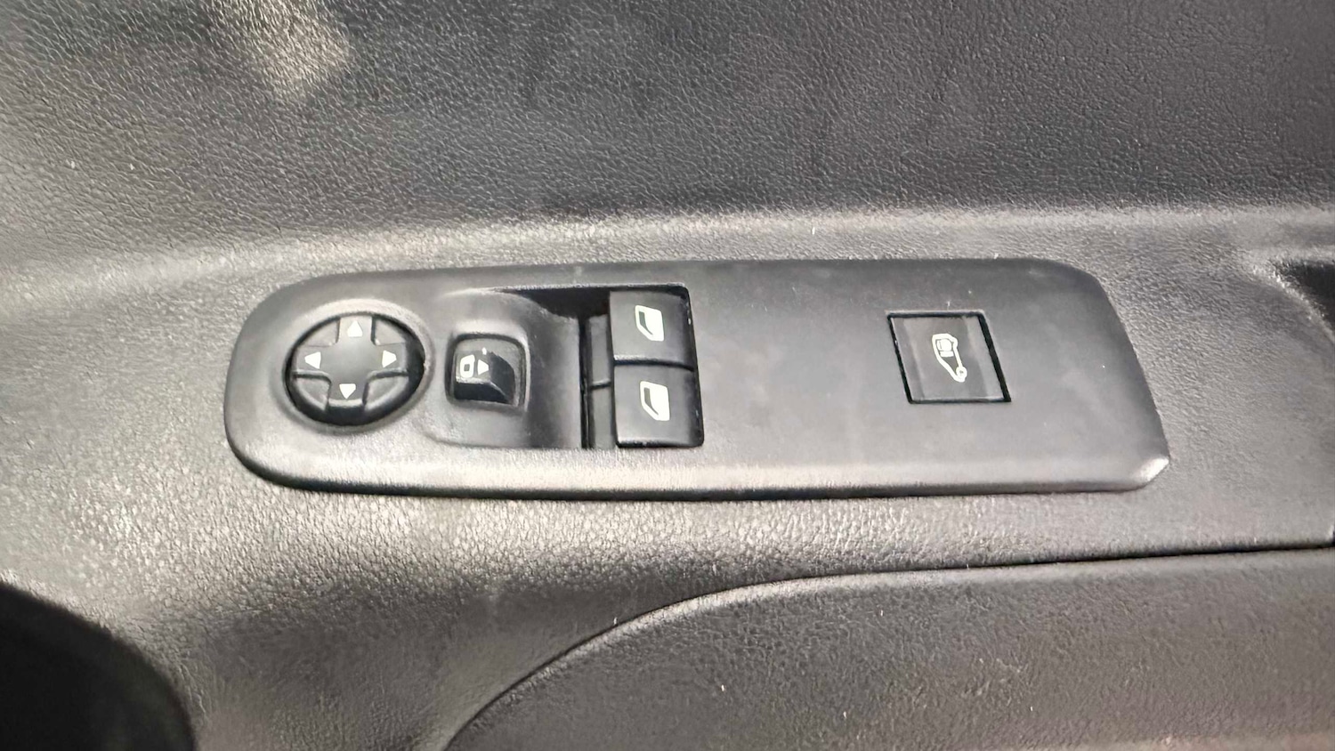 Used Peugeot Partner 2021 for sale - 76329312: Photo 23