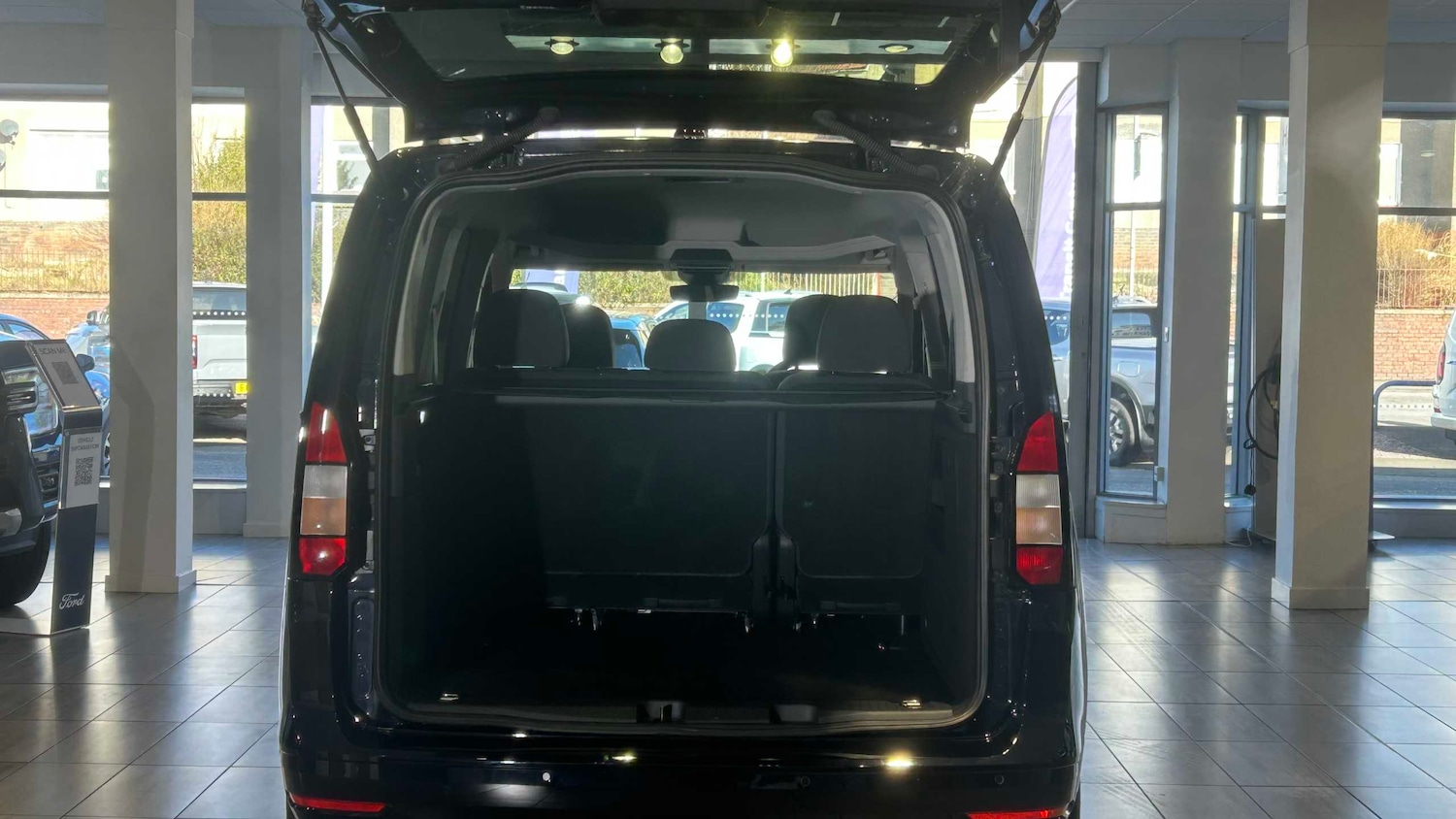 Used Ford Tourneo Connect 2025 for sale - 77389833: Photo 30