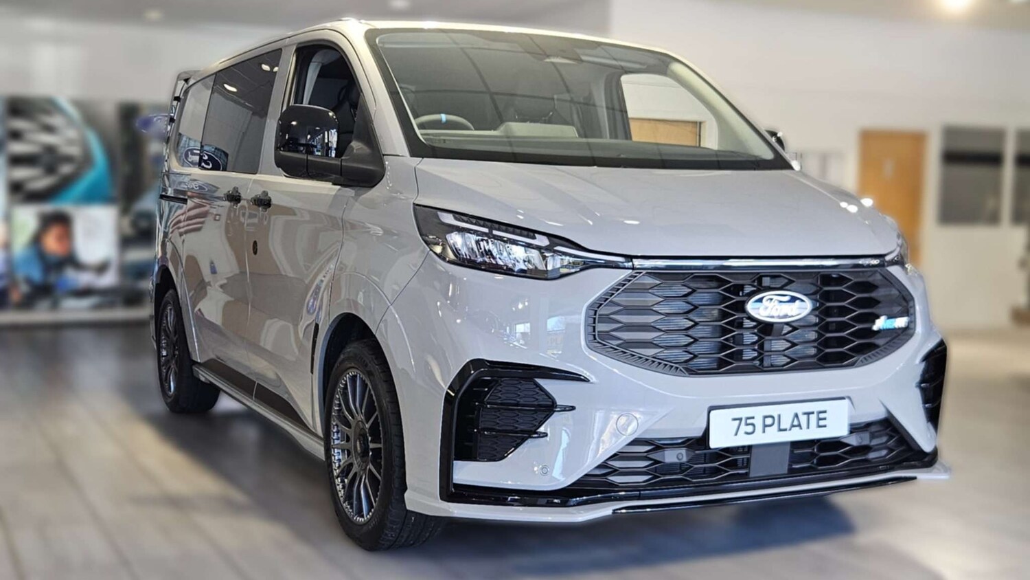 Used Ford Transit Custom for sale - 77961175: Photo 2