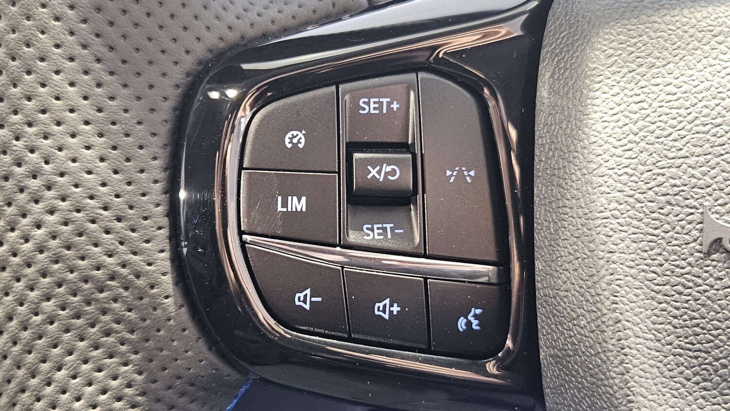 Used Ford Transit Custom for sale - 77961175: Photo 23