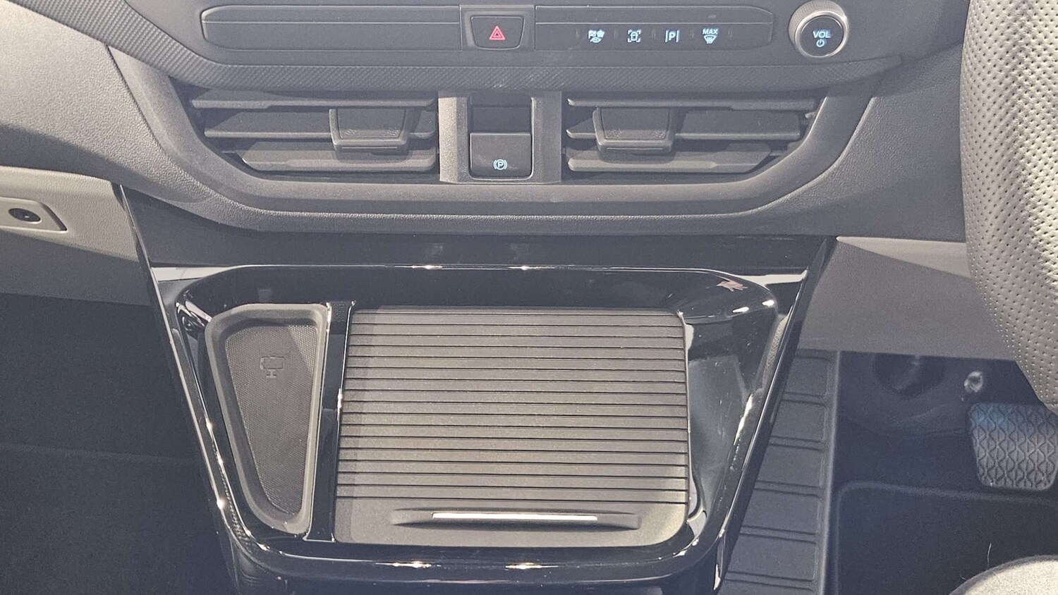 Used Ford Transit Custom for sale - 77961175: Photo 27