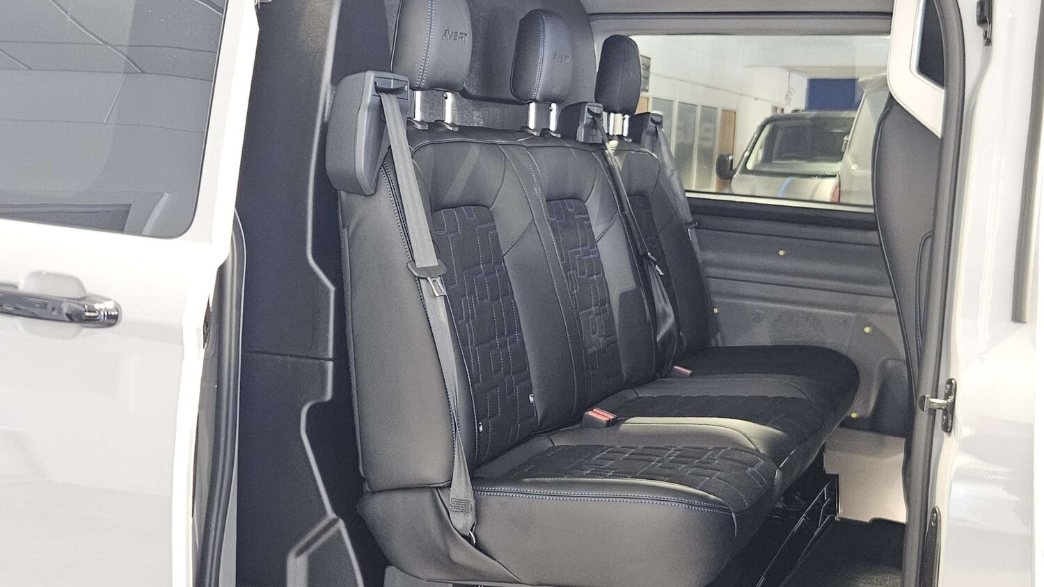 Used Ford Transit Custom for sale - 77961175: Photo 32