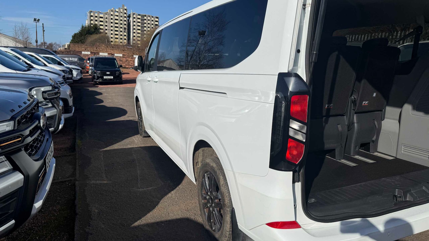 Used Ford Tourneo Custom 2024 for sale - 77756535: Photo 5