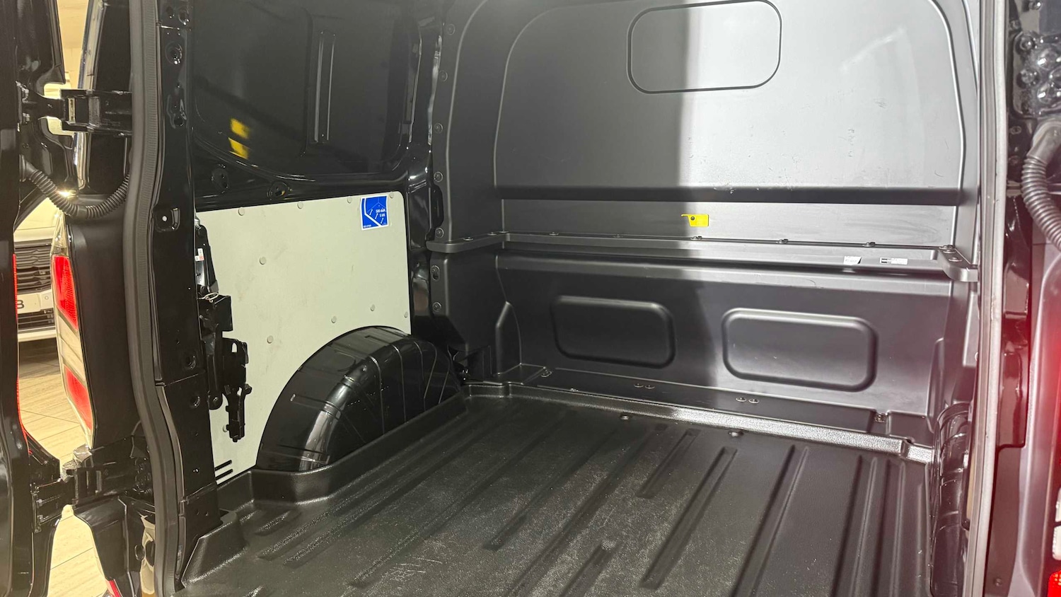 Used Ford Transit Custom 2024 for sale - 76587623: Photo 13