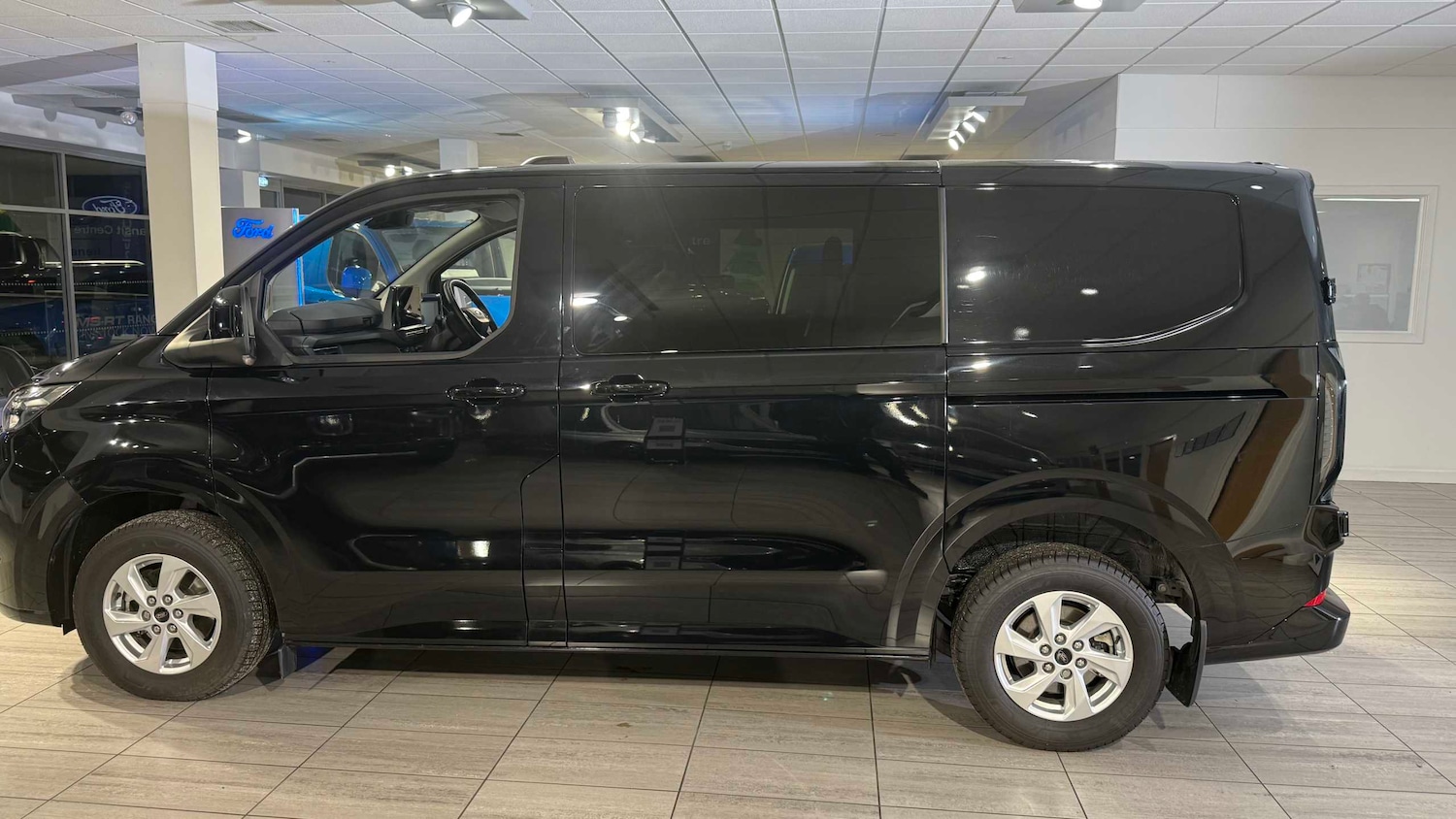 Used Ford Transit Custom 2024 for sale - 76587623: Photo 14