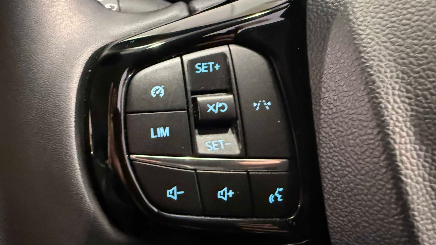 Used Ford Transit Custom 2024 for sale - 76587623: Photo 29