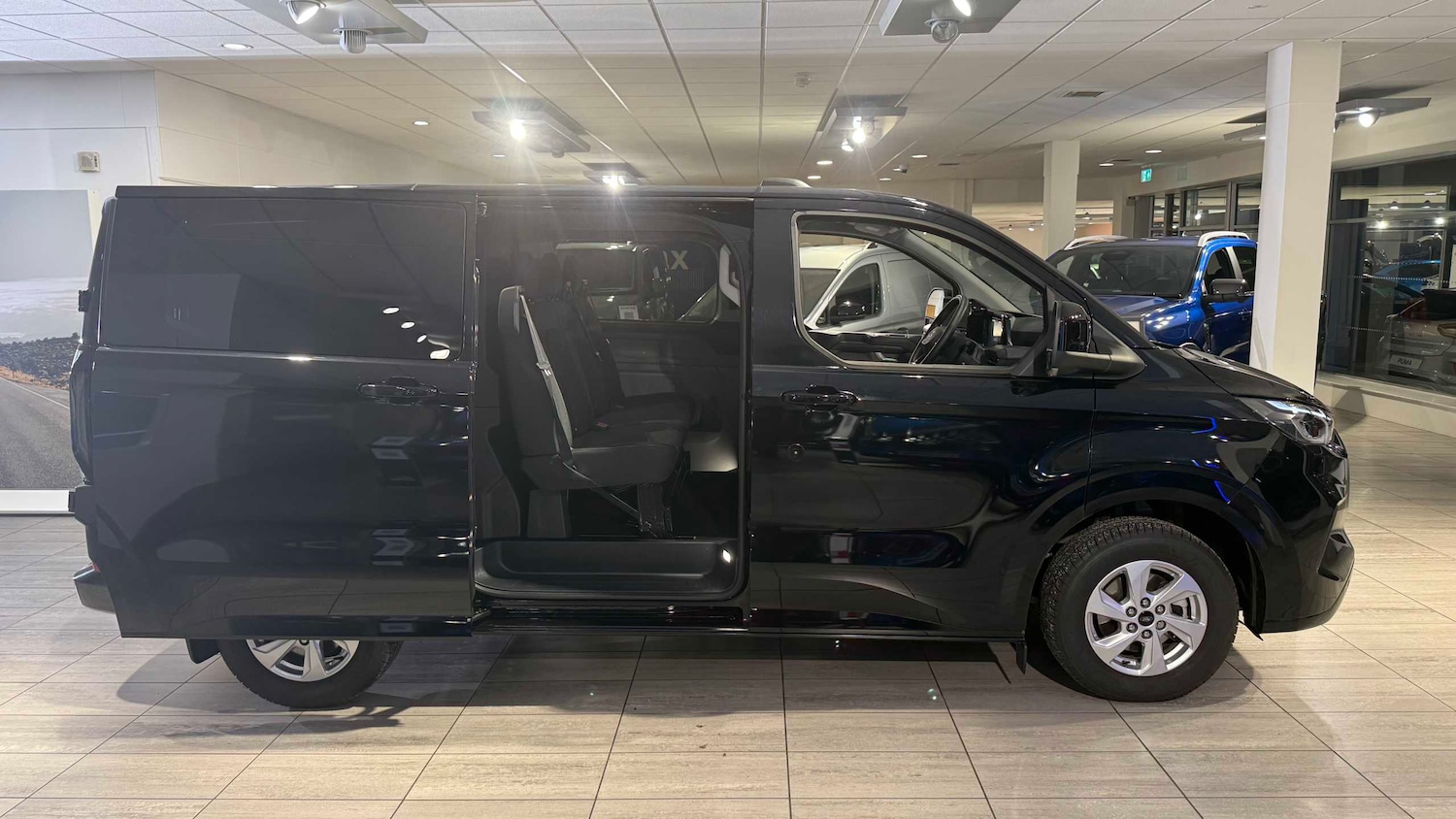 Used Ford Transit Custom 2024 for sale - 76587623: Photo 8