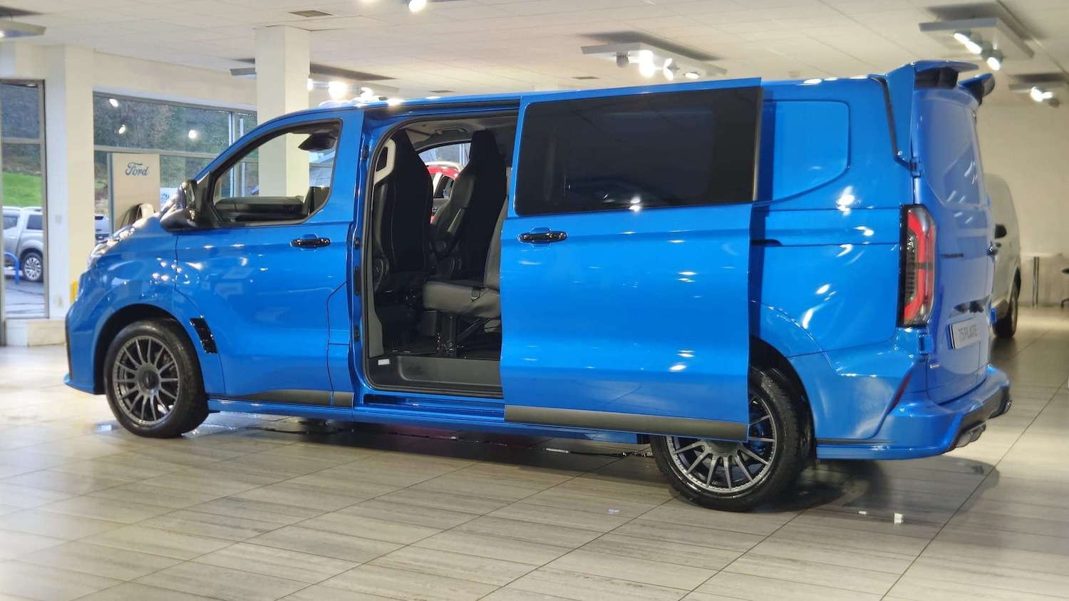 Used Ford Tourneo Custom for sale - 77553049: Photo 2