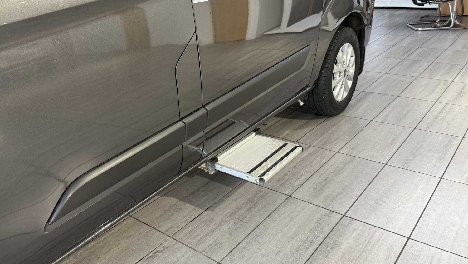 Vehicle 21