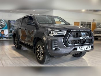 Used Toyota Hilux 2023 for sale - 75317878: Photo
