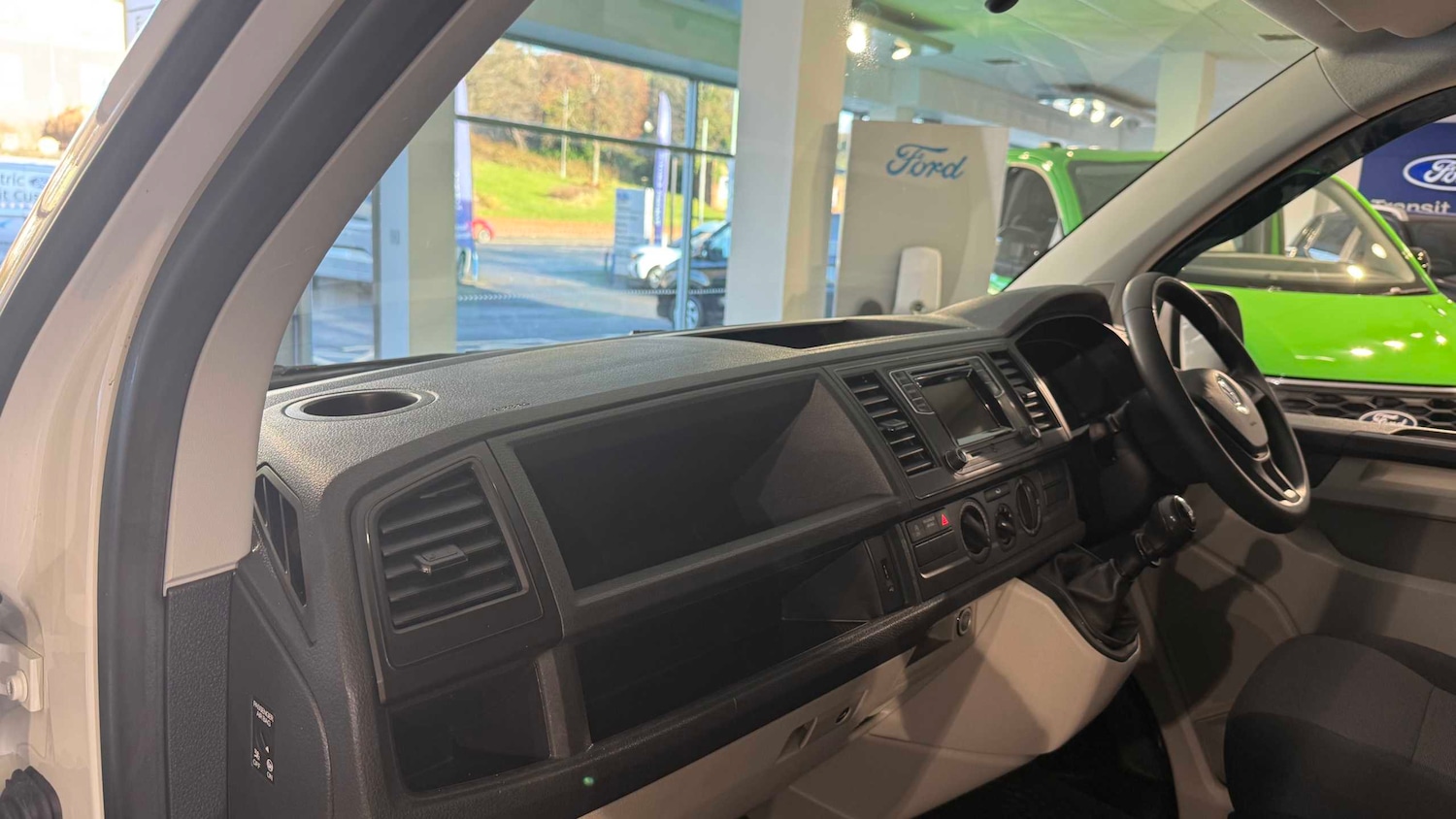 Used Volkswagen Transporter for sale - 78052268: Photo 30