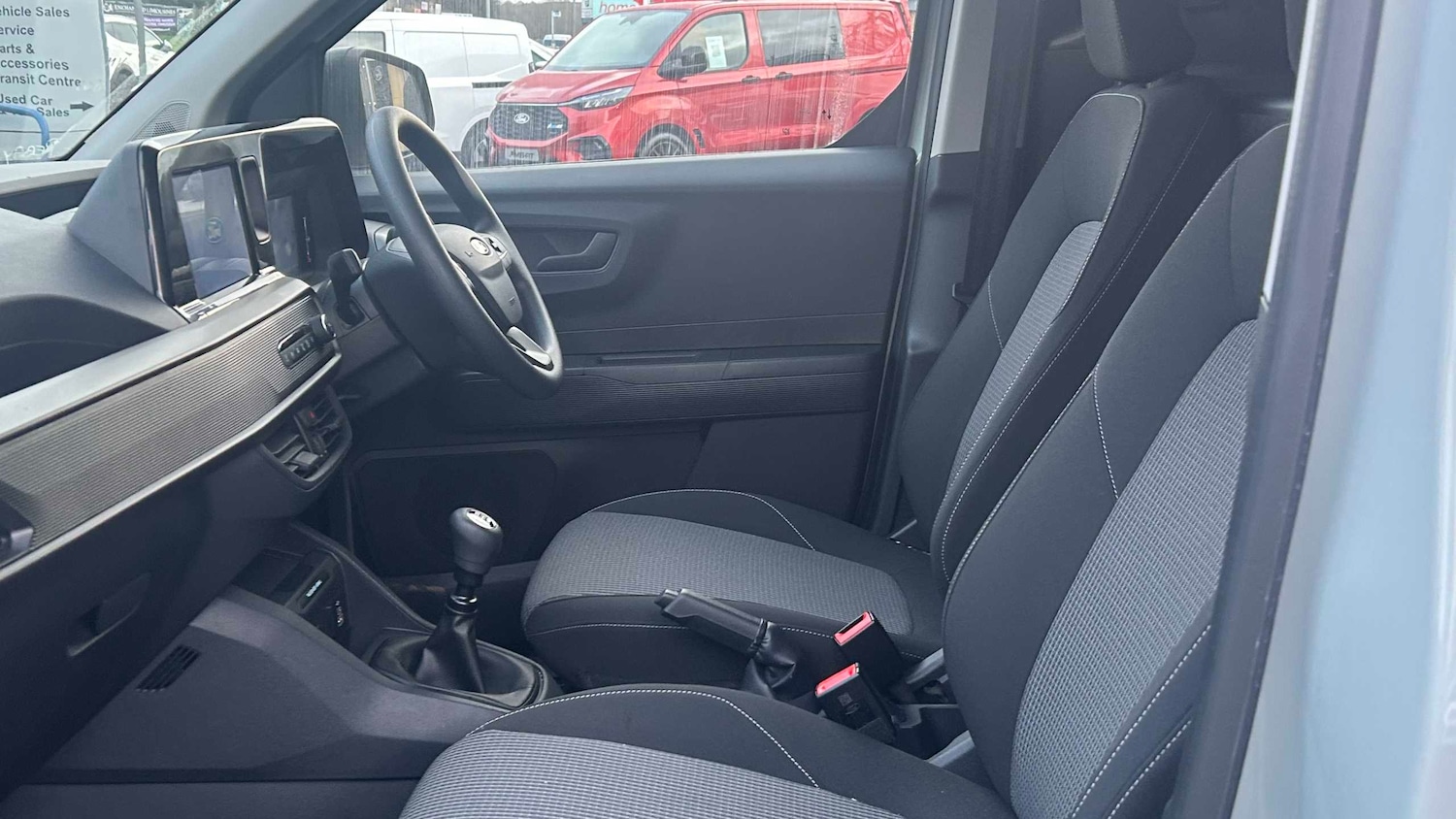 Used Ford Transit Courier 2024 for sale - 76916220: Photo 13