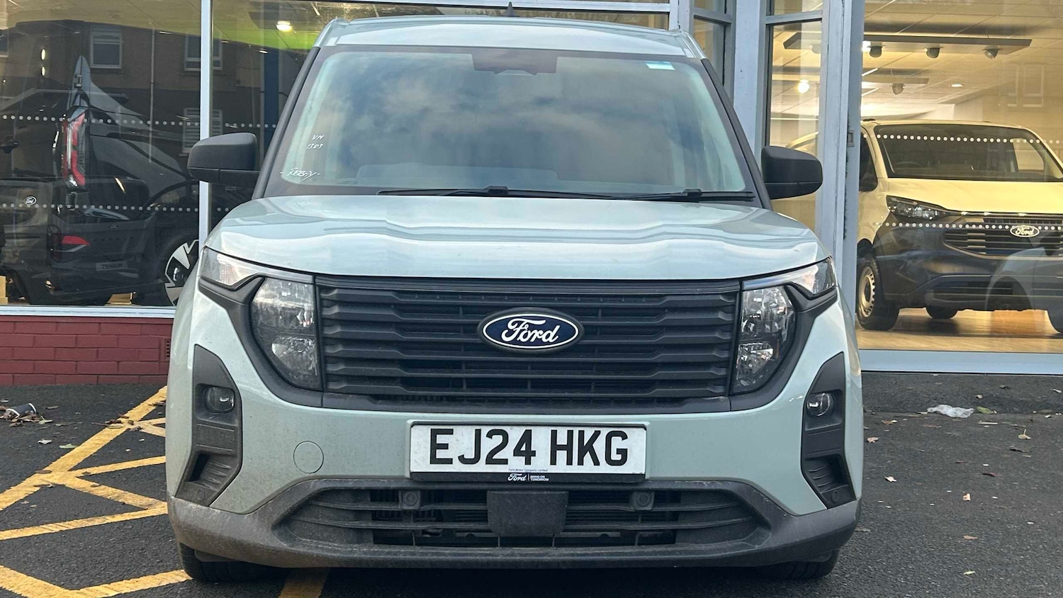 Used Ford Transit Courier 2024 for sale - 76916220: Photo 2