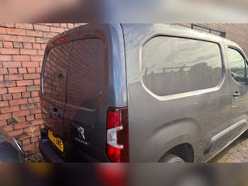 Used Peugeot Partner 2022 for sale - 79689619: Photo
