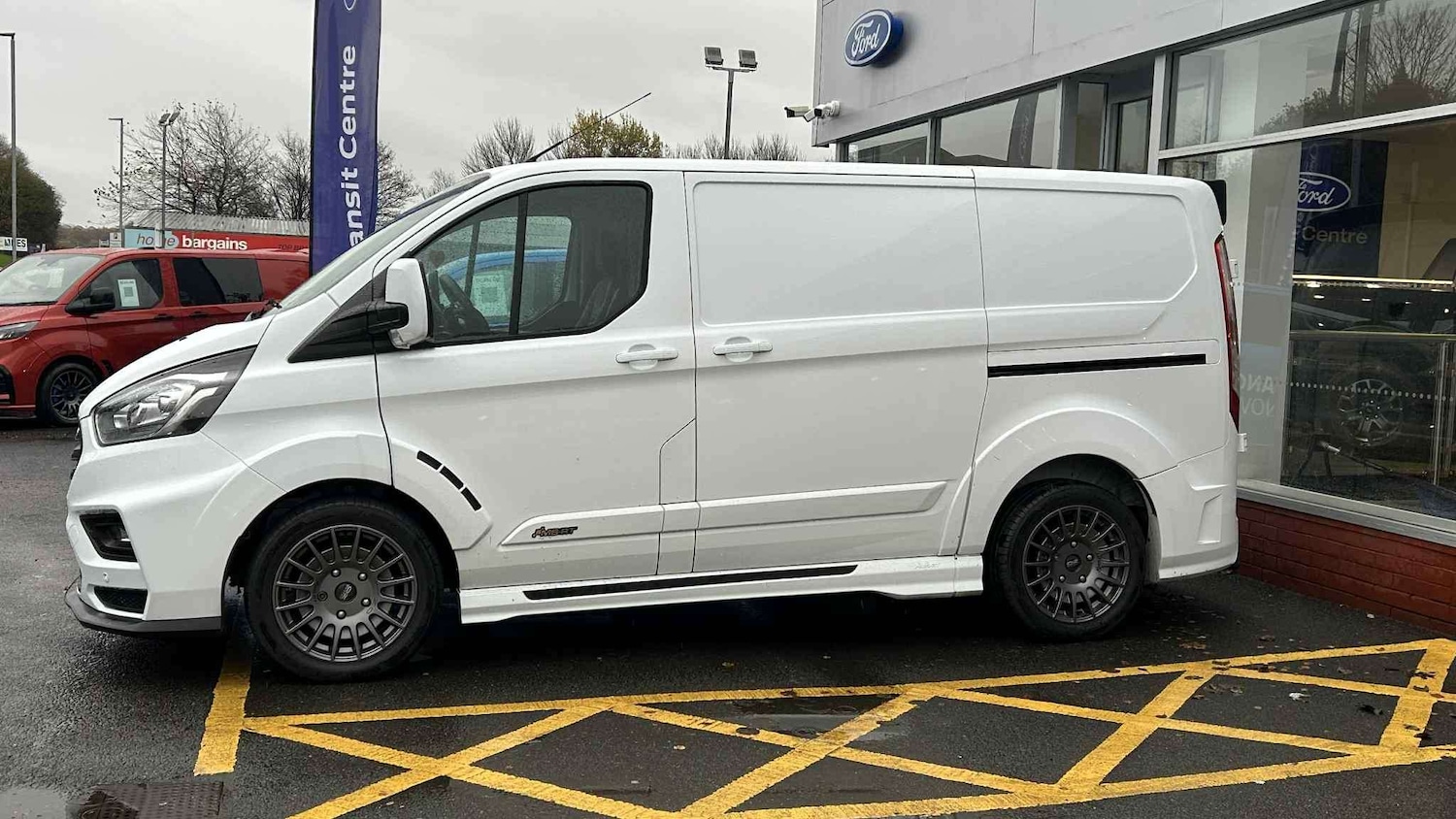 Used Ford Transit Custom 2023 for sale - 76576026: Photo 4