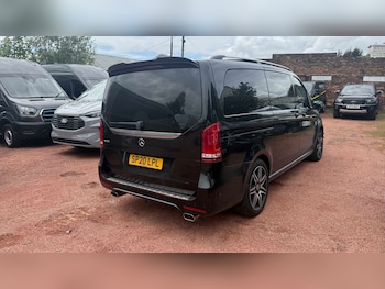 Used Mercedes-Benz V-Class 2020 for sale - 78961160: Photo