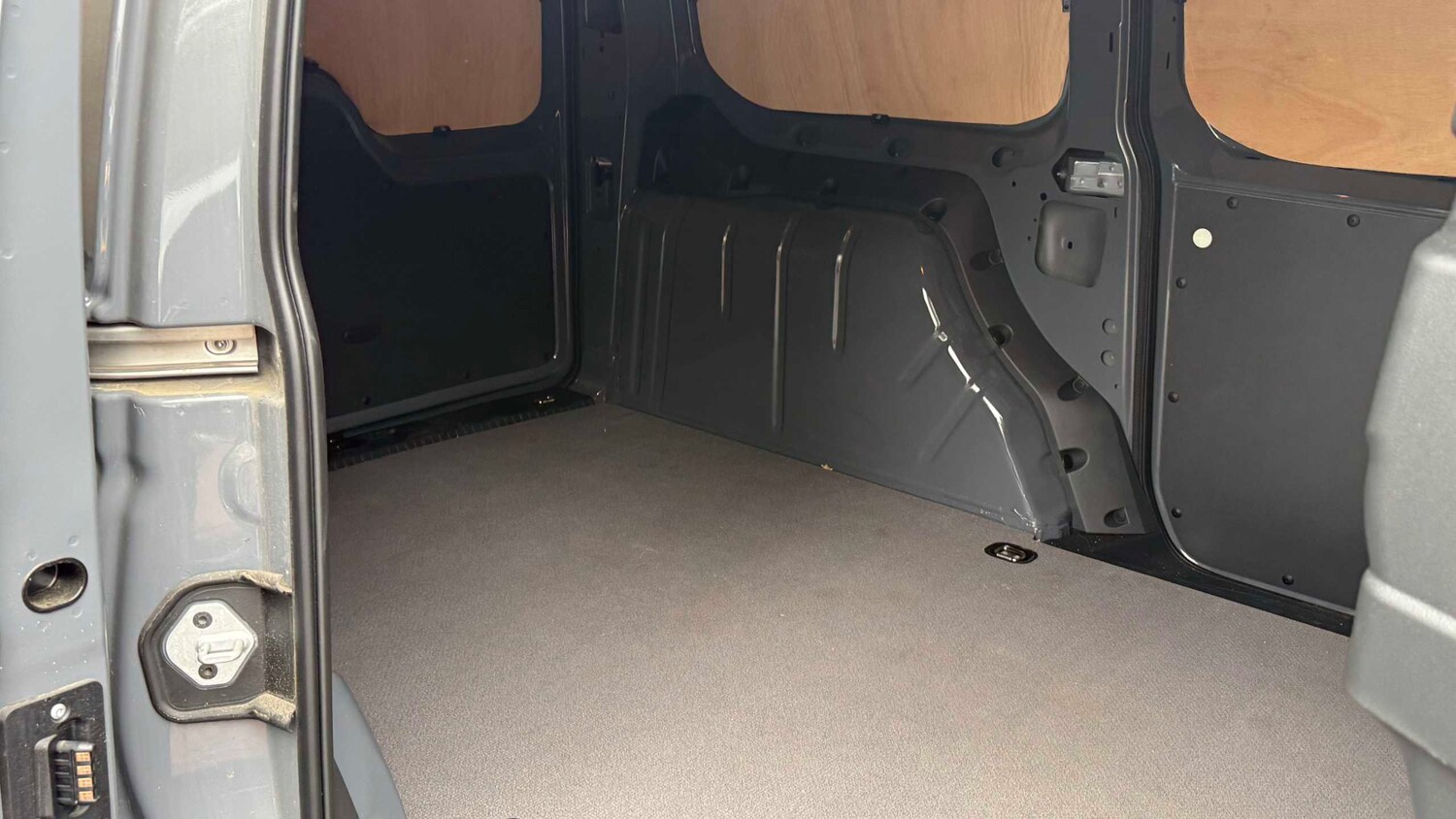 Used Ford Transit Connect 2024 for sale - 77772366: Photo 9