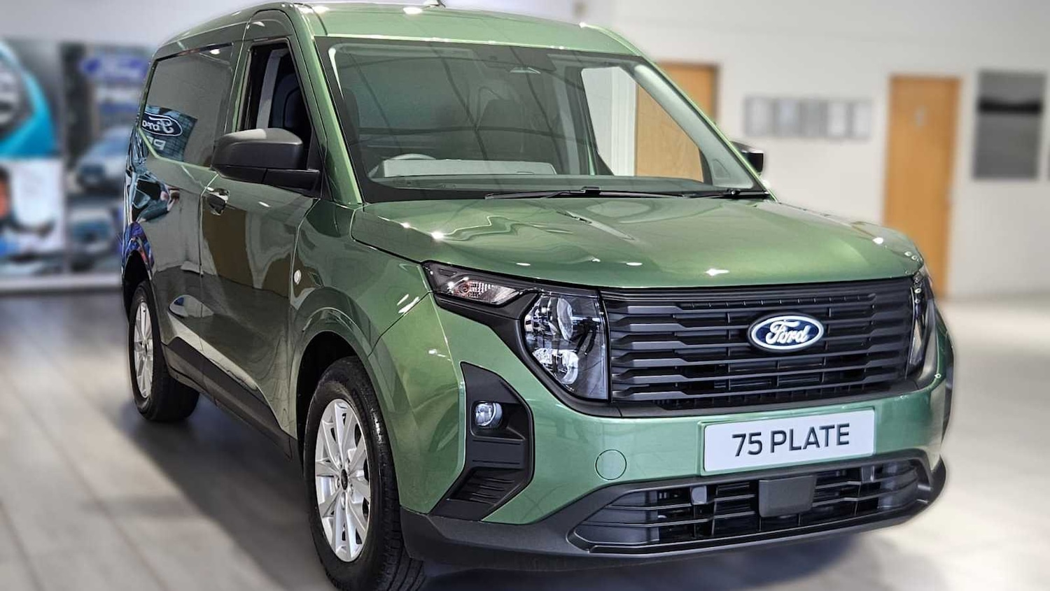 Used Ford Transit Courier for sale - 78129561: Photo 2