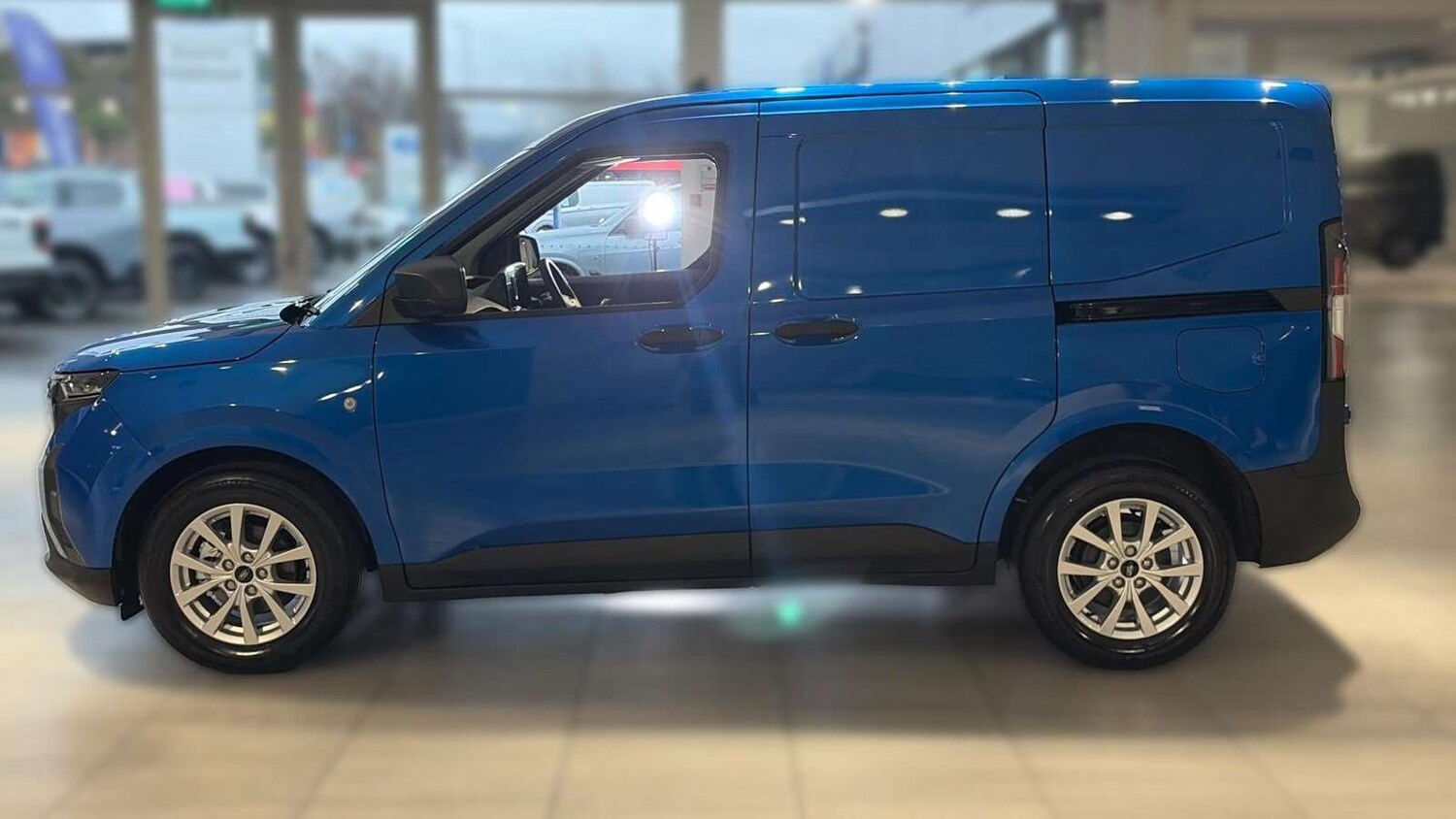 Used Ford Transit Courier for sale - 77443357: Photo 32