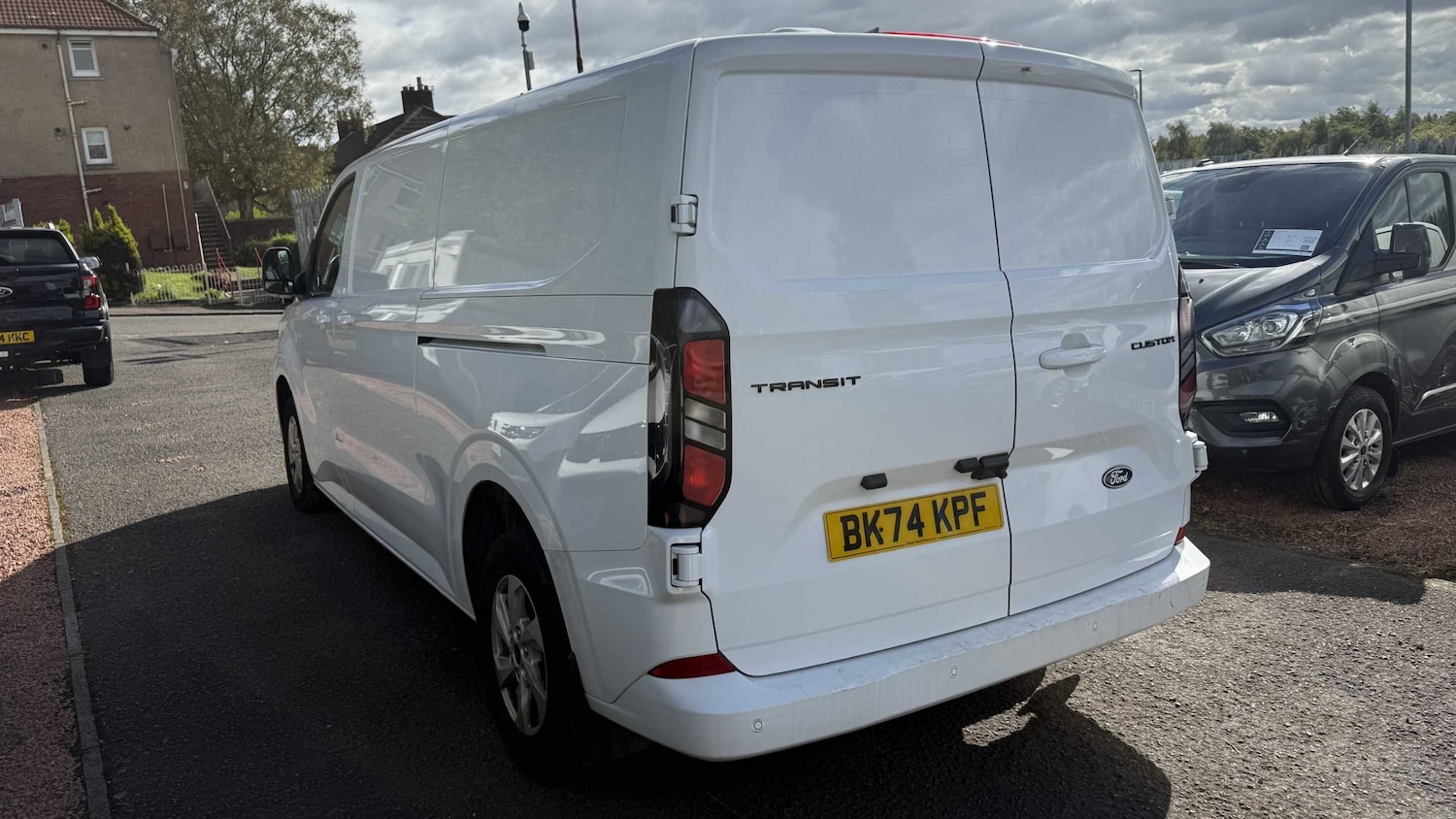 Used Ford Transit Custom 2024 for sale - 76045067: Photo 2