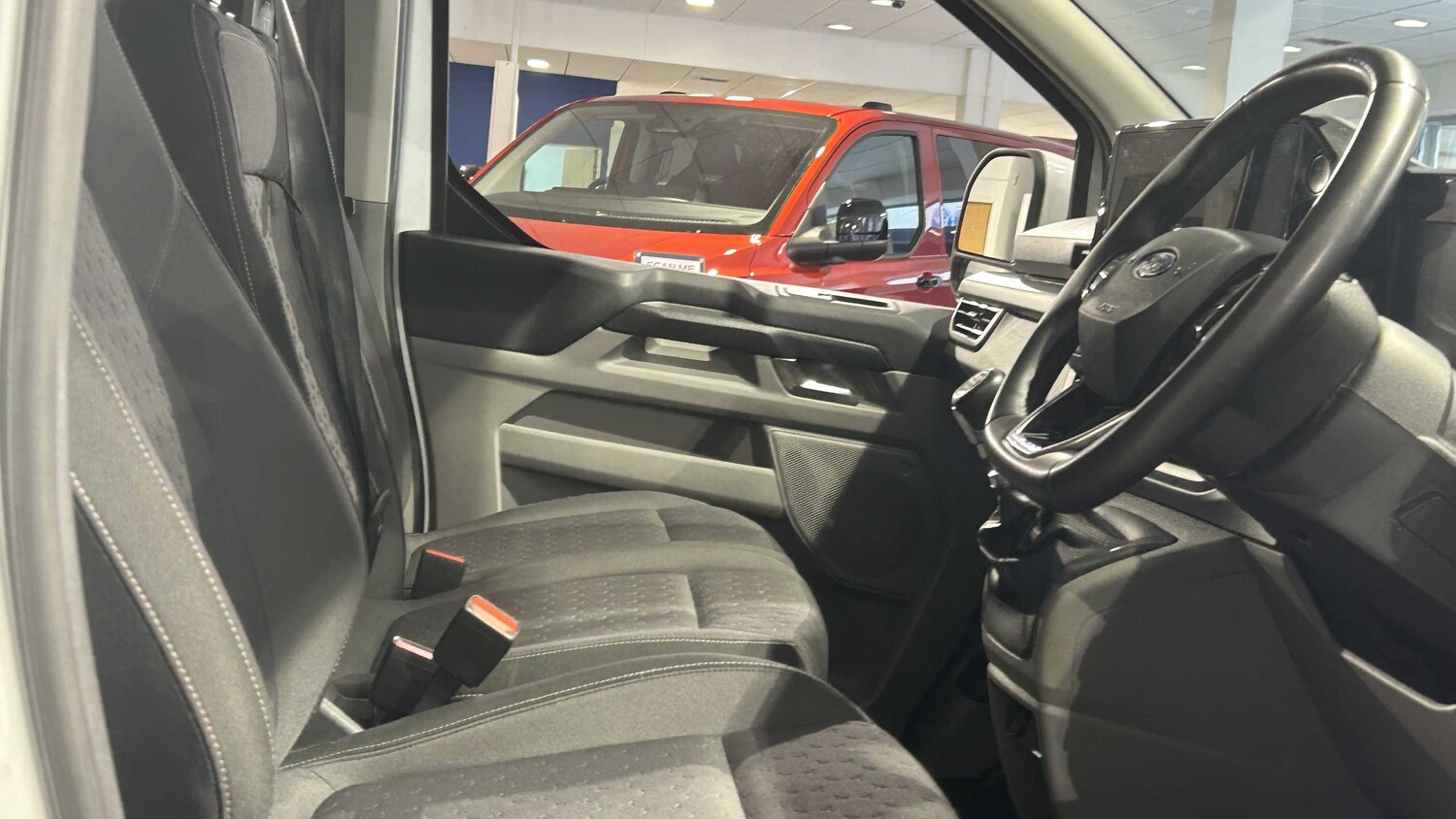 Used Ford Transit Custom 2024 for sale - 76045067: Photo 28