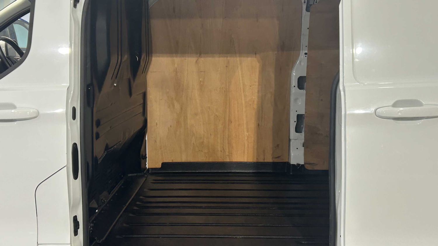 Used Ford Transit Custom 2024 for sale - 76045067: Photo 35