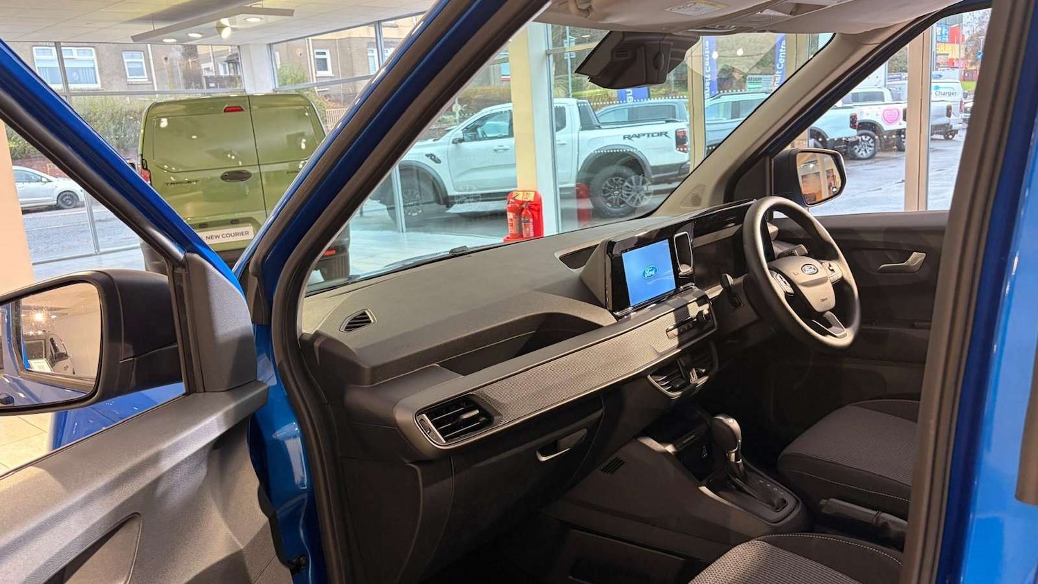 Used Ford Transit Courier for sale - 78149172: Photo 17