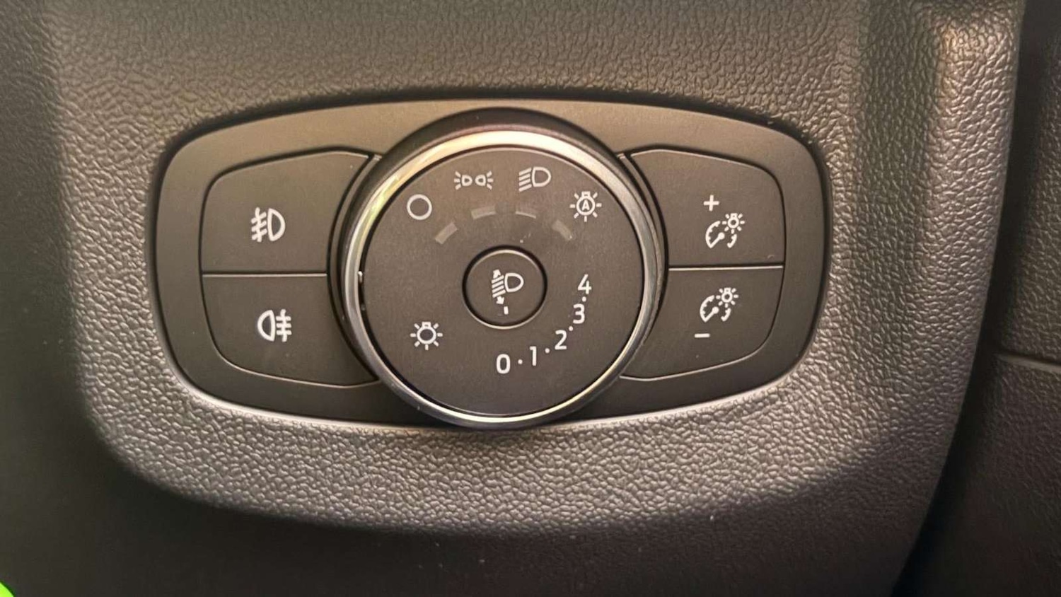 Used Ford Transit Courier for sale - 78149172: Photo 21