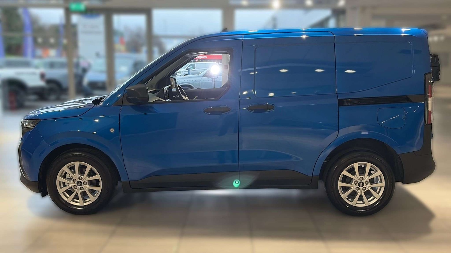 Used Ford Transit Courier for sale - 78149172: Photo 5