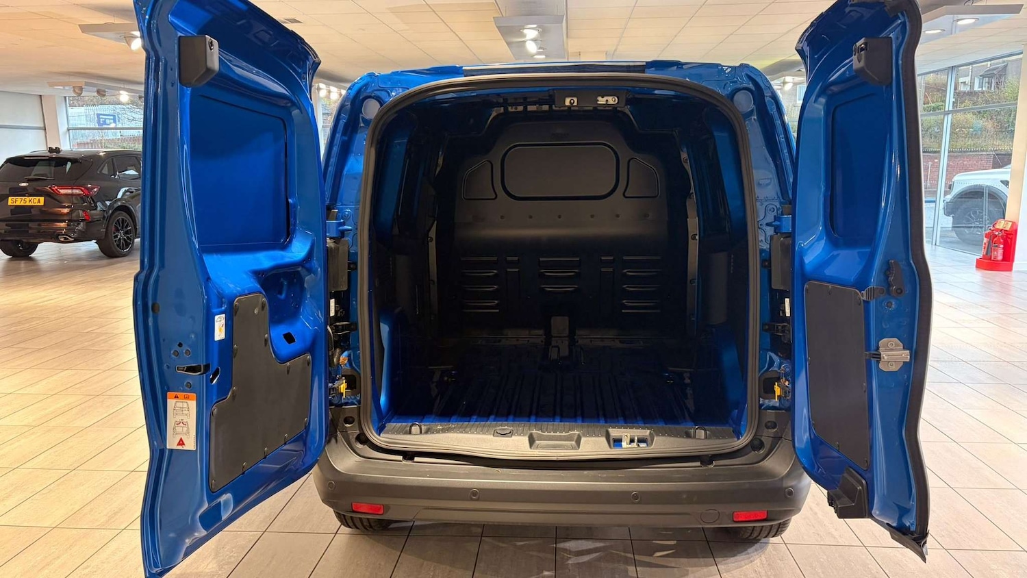 Used Ford Transit Courier for sale - 78149172: Photo 9